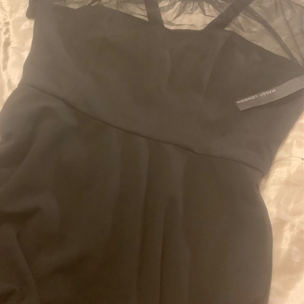 Dress - Picture 2 of 9